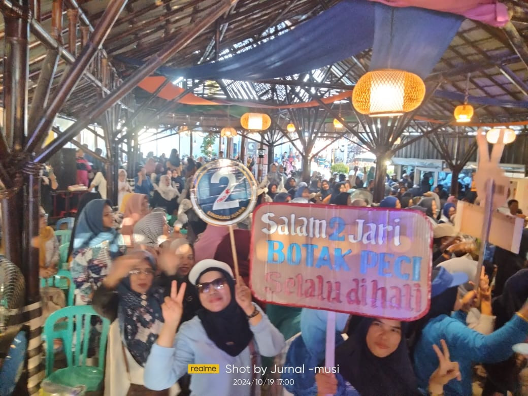 Ratusan Emak-Emak Dukung Calon Walikota Lubuklinggau yang Botak, Teriakkan Perubahan