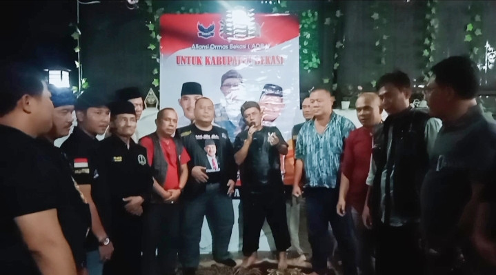 Relawan TEKAD Deklarasikan Dukungan ke Ade Kunang - Budi MM Pimpin Bekasi