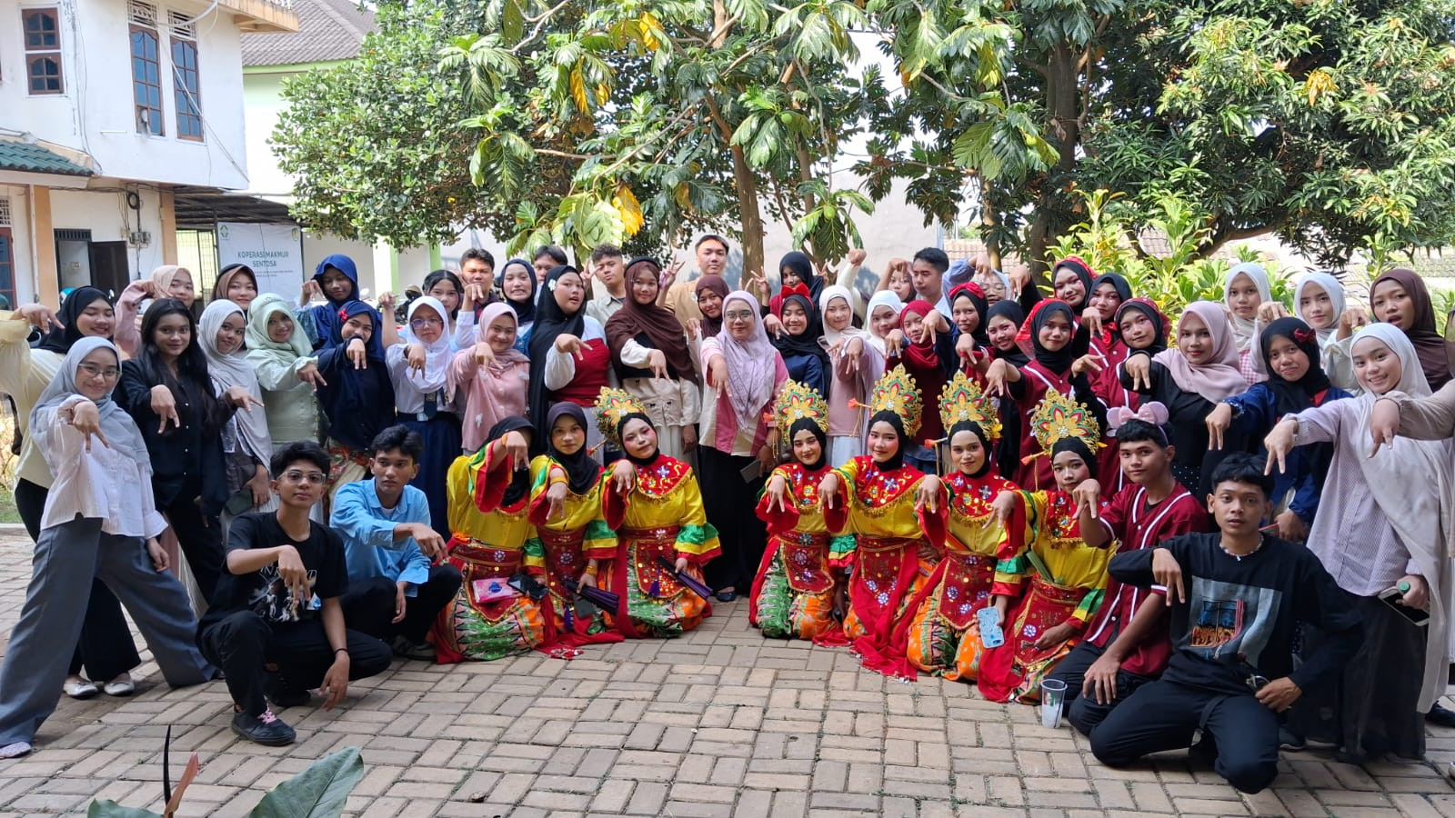 MPLS SMAN 9 Tambun Selatan Bangun Generasi Berkarakter, Sekolah Ramah Anak dan Pengembangan Bakat Jadi Prioritas