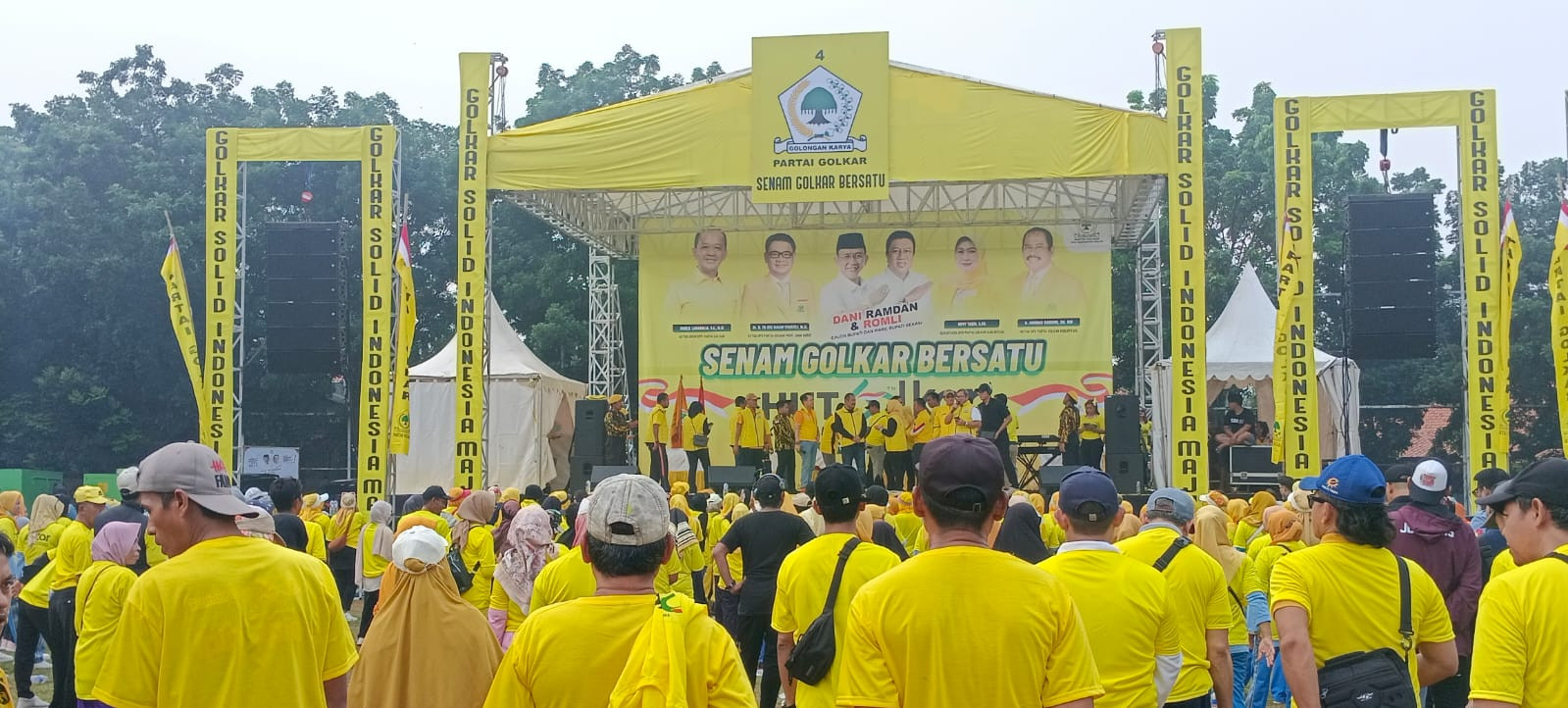 Pada Perayaan HUT ke-60, Satu Keluarga Menangkan Hadiah Umroh Gratis dari DPD Golkar Kab. Bekasi