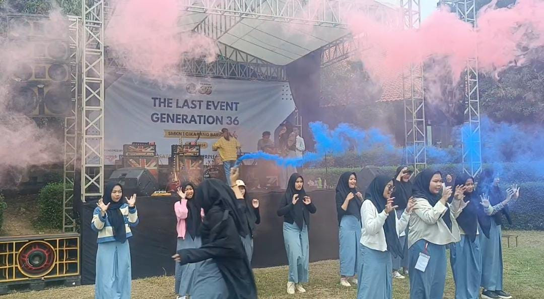 SMKN 1 Cikarang Barat Adakan Pentas Seni: Panggung Bakat dan Sarana Kebersamaan Siswa