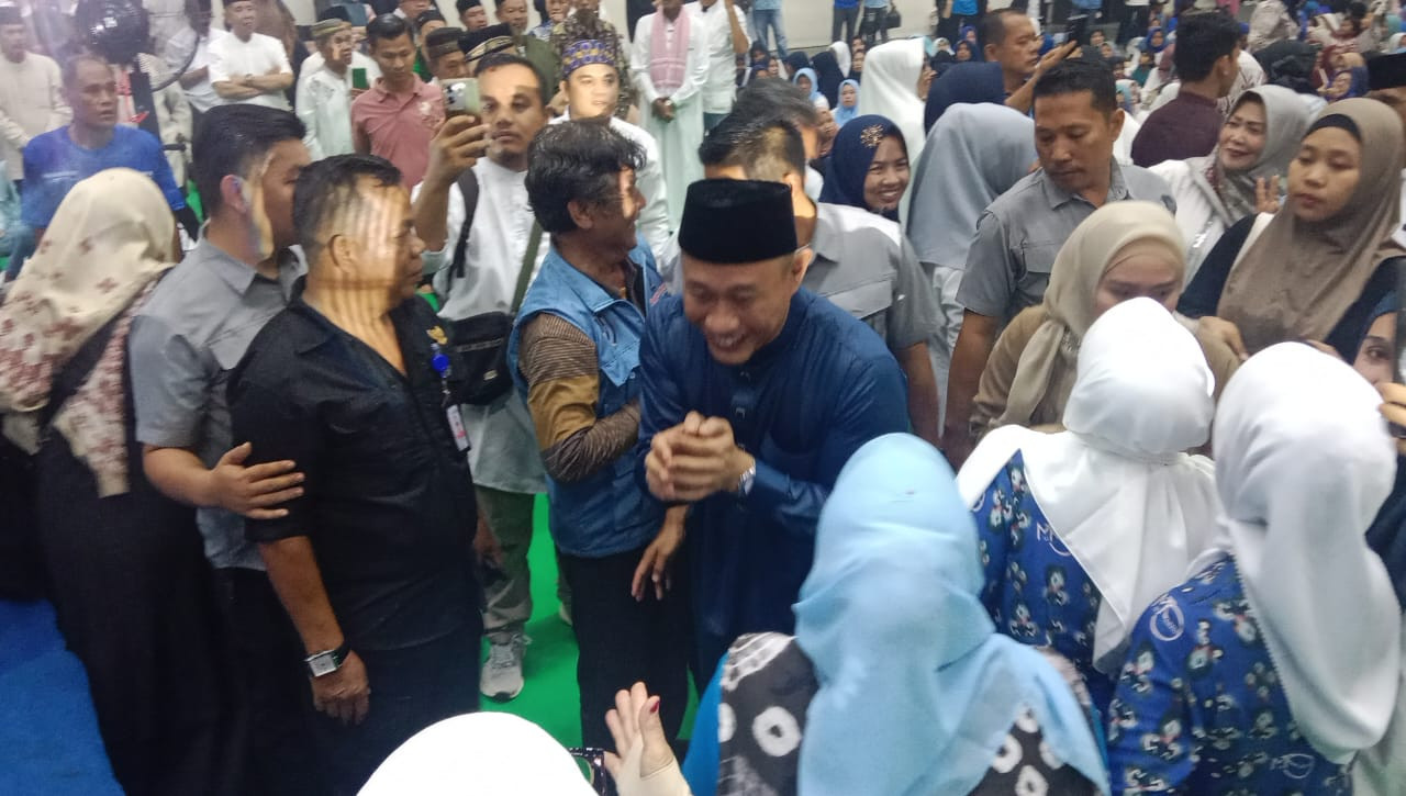 Doa Bersama dan Tabligh Akbar Menutup Kampanye Yoppy Karim-Rustam Effendi di Linggau Juara