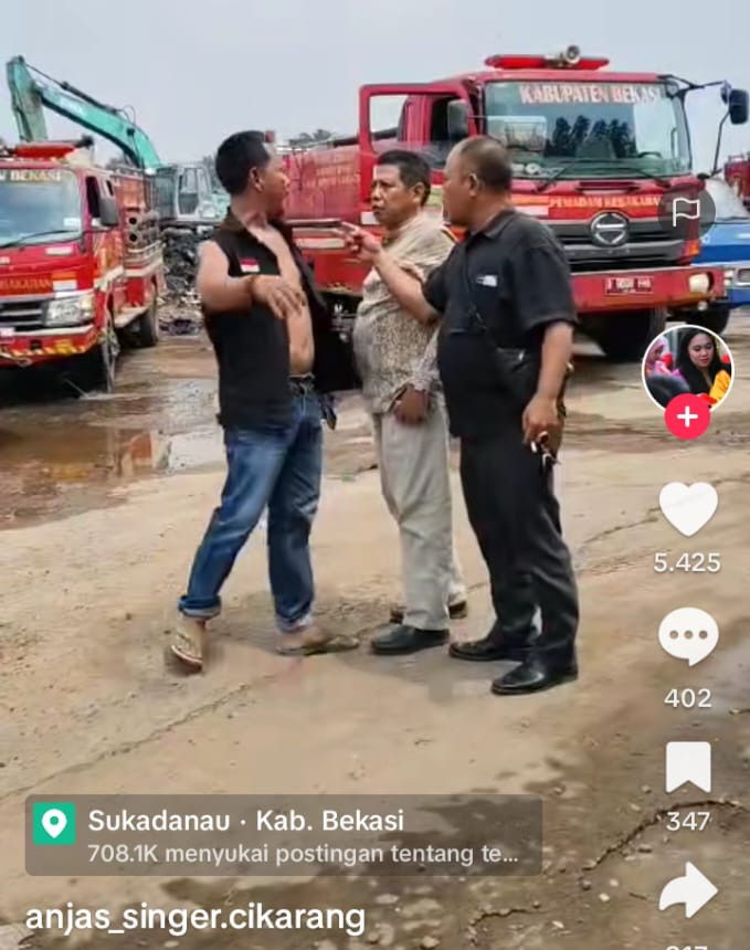 Viral Video Pj. Kades Sukadanau Ribut dengan Warganya, Ini Klarifikasinya