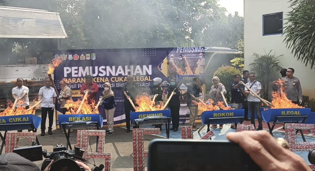 Bea Cukai Bekasi Musnahkan BMMN Senilai Rp 7,1 Miliyar