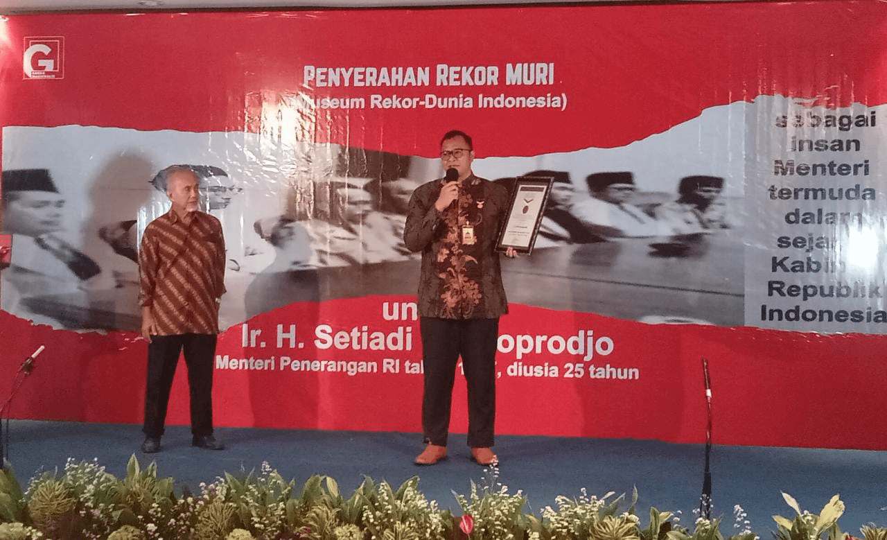 Ir. H. Setiadi Reksoprodjo Mendapatkan Rekor MURI sebagai Menteri Termuda Sepanjang Sejarah