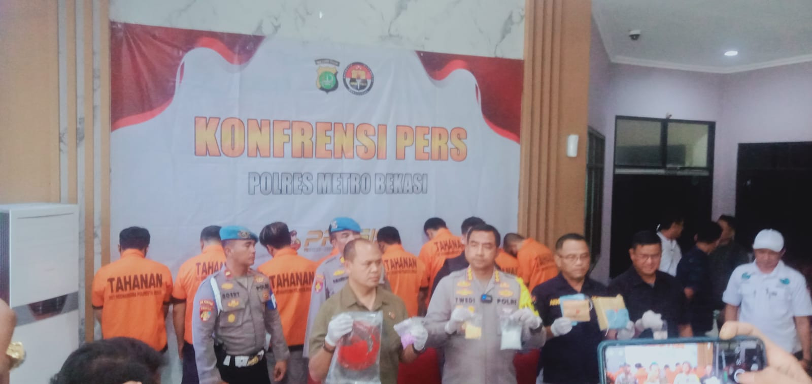 Polres Metro Bekasi Ungkap Kasus Peredaran Narkoba Senilai Rp 7,7 Miliar