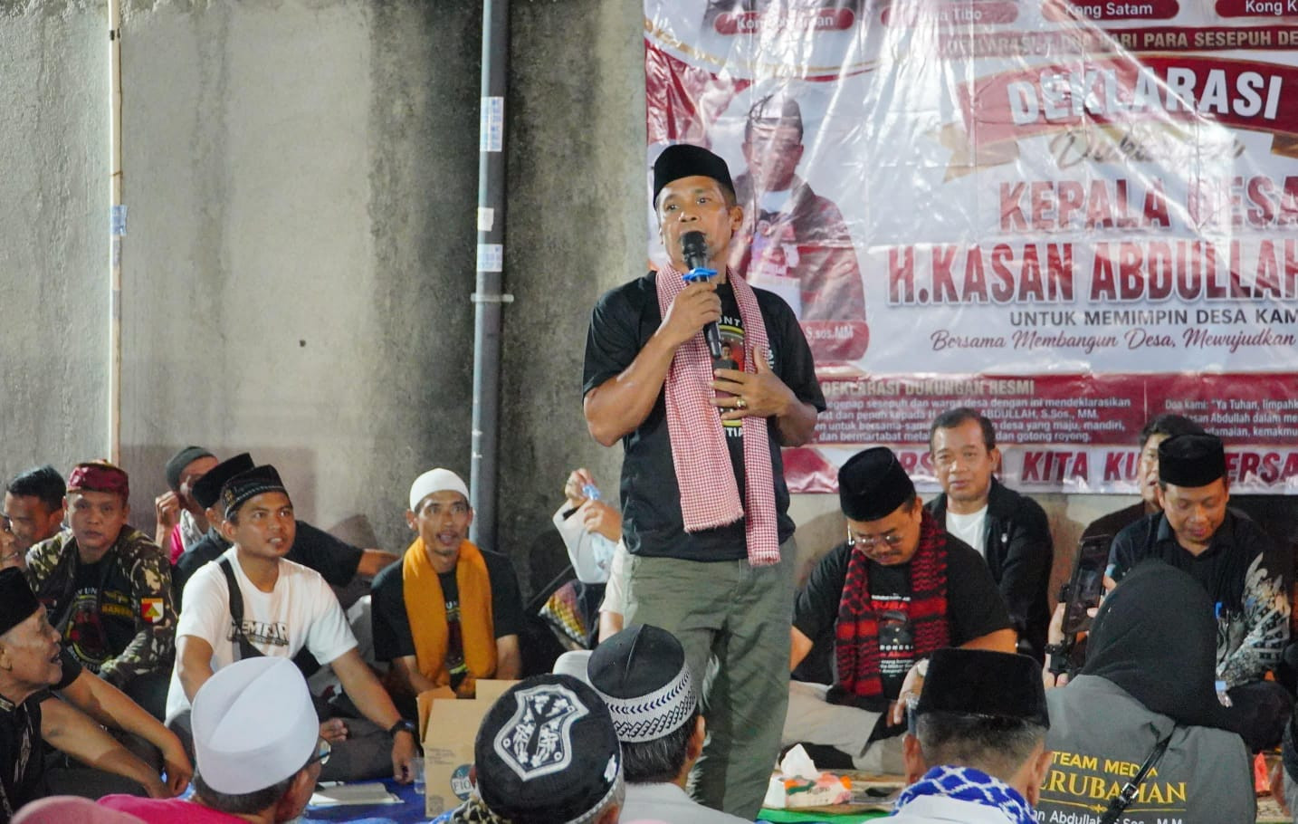 Dukungan untuk Kasan Abdullah Kian Menguat, Warga Setiamekar Deklarasikan Pilihan di Kediaman Kong Rimin