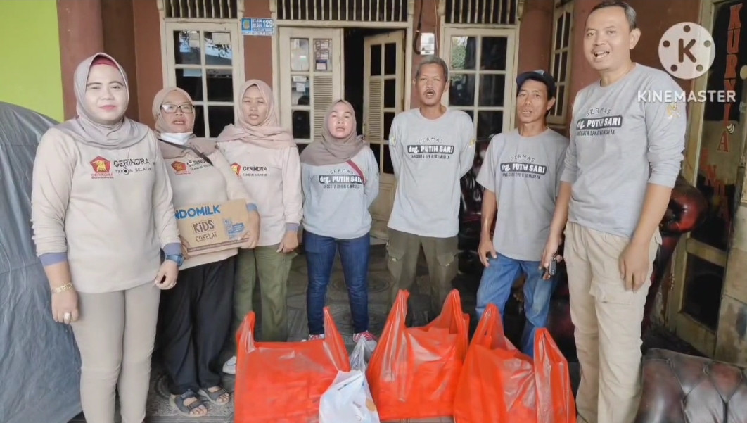 Jumat Berkah, Ranting Gerindra Desa Tambun Bagikan 140 Boks Nasi dan Susu