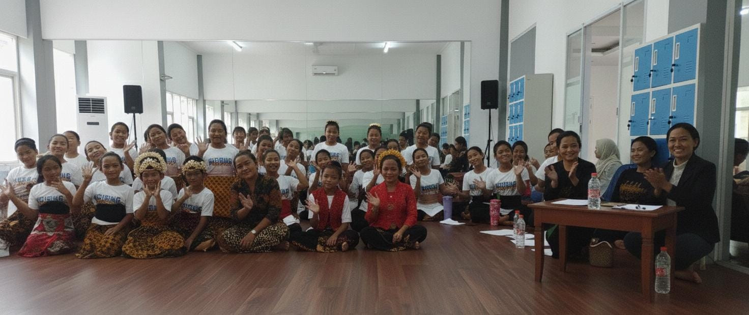 Triwulanan Sanggar Pakuan Pasundan: Menjaga Nyala Tradisi dari Tangan Generasi Muda