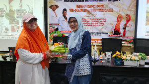 PKS Dorong Ketahanan Pangan Berbasis Pekarangan Rumah, Ani Rukmini: Kontribusi Nyata Partai dalam Mendukung Pembangunan Daerah