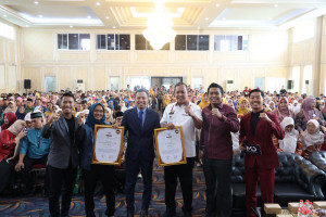 Wali Kota Bekasi Ajak Guru Jadi Inspirator Perubahan dalam Seminar Nasional Pendidikan