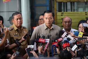 Tri Adhianto Sambut AHY di Bekasi, Pastikan Evakuasi KRL Tuntas dan Layanan Segera Pulih
